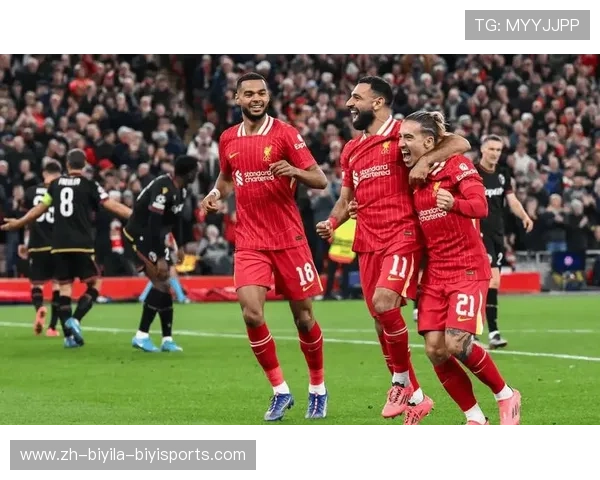 英超历史上有哪些球队曾经实现过整个赛季不败的壮举？